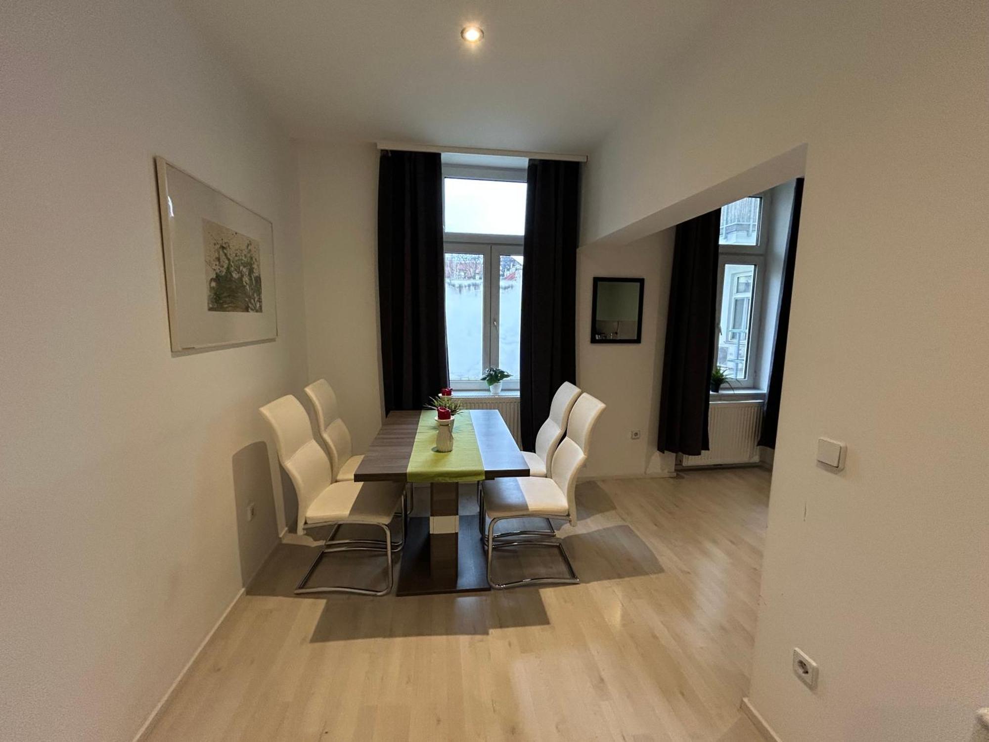 Schoene, Helle Wohnung In Stadtnaehe 维也纳 外观 照片