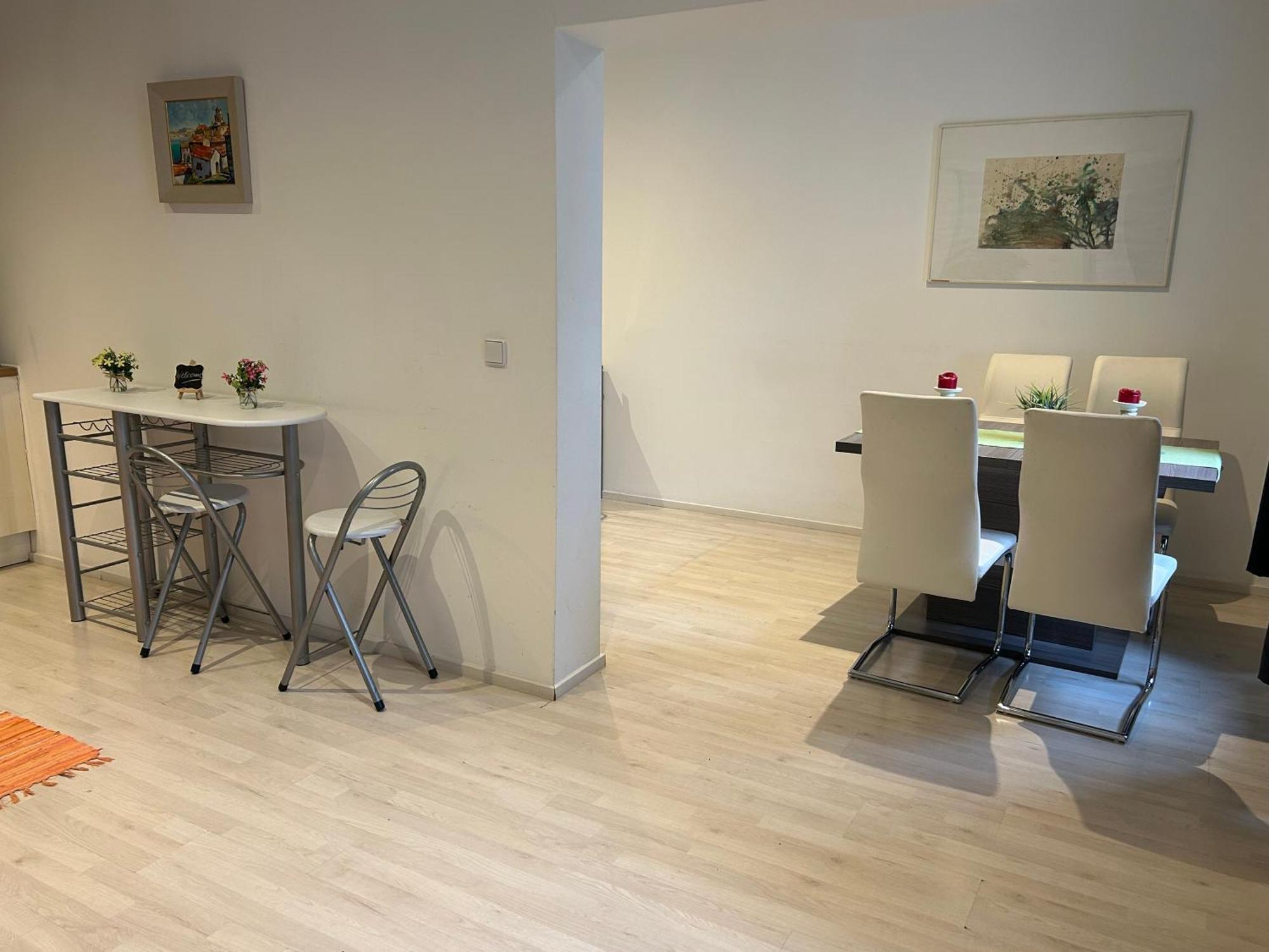 Schoene, Helle Wohnung In Stadtnaehe 维也纳 外观 照片