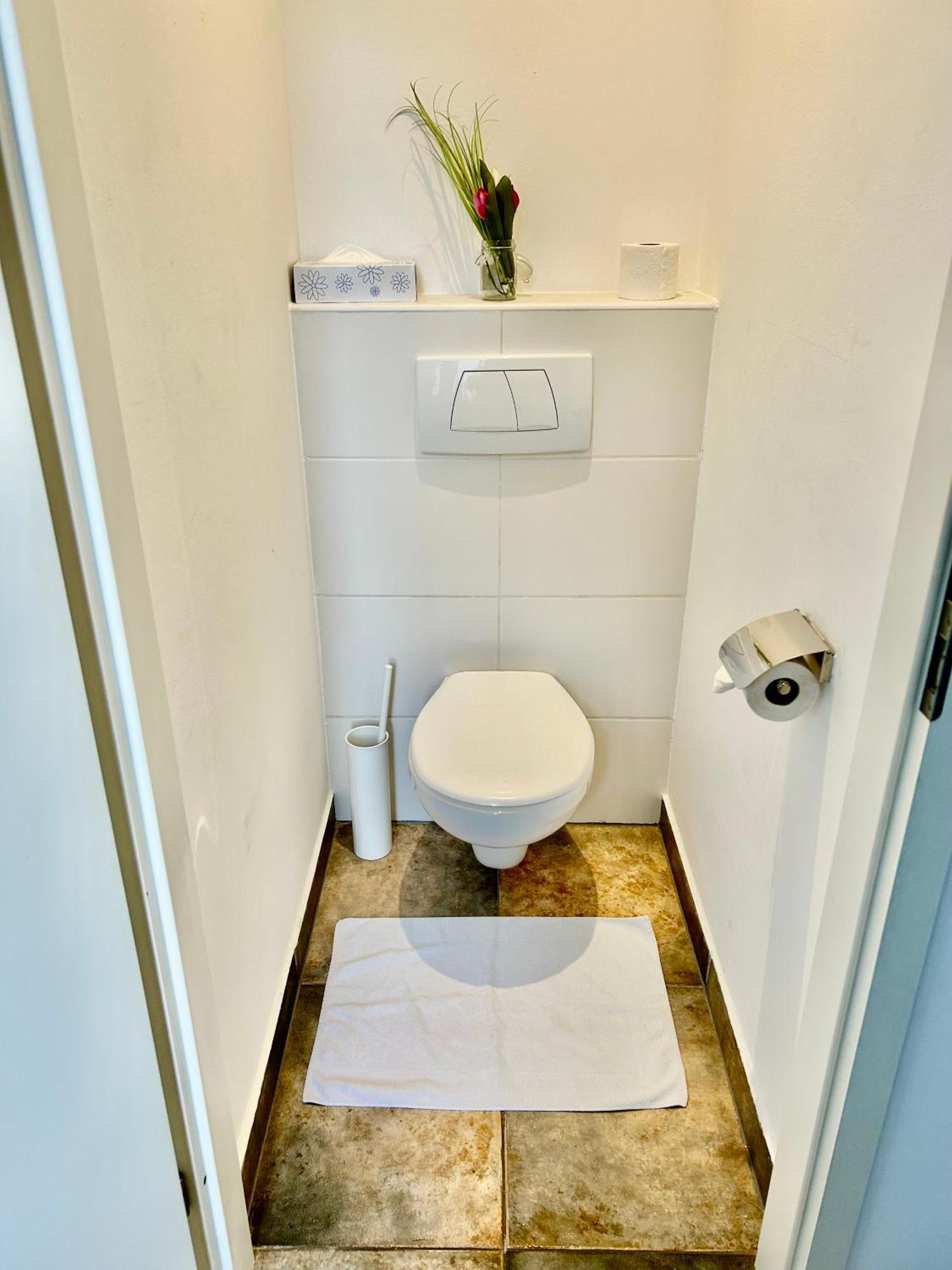 Schoene, Helle Wohnung In Stadtnaehe 维也纳 外观 照片